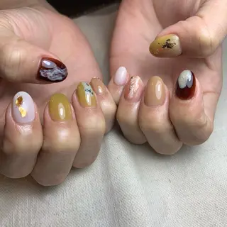 ネイル 里見 麗のネイルデザイン