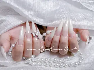 ネイル ✨Nailsalon Vi+✨のネイルデザイン