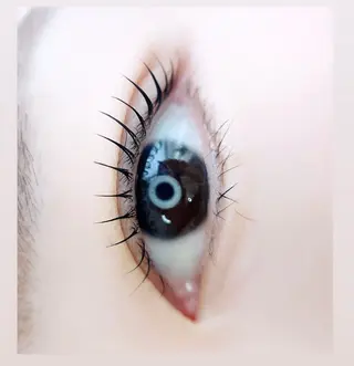 マツエク・マツパ un par unの眉毛・アイブロウイメージ