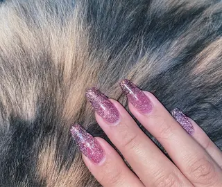 ネイル . JUNのネイルデザイン