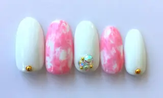 ネイル 💗🪽Tiary Nail🪽💗のネイルデザイン
