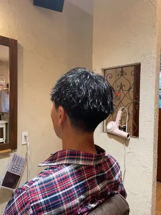 ショート パーマ メンズ Artice  HOMME所属・森本 修吏のヘアスタイル