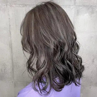 ロング カラー LUXBE LUCE ひなののヘアスタイル