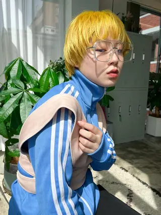 ショート カラー パーマ ヘアアレンジ メンズ ハイトーン/顔まわり Nina💒のヘアスタイル