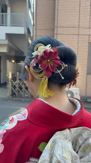 ロング ヘアアレンジ 🦋透明感カラー /ケアブリーチ🦋のヘアスタイル