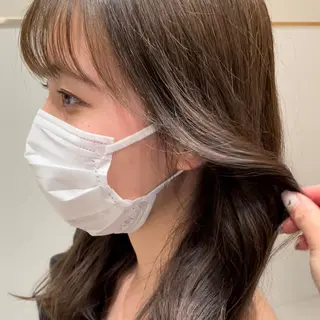 セミロング カラー 🤎小顔レイヤー /ベージュ🤎友香のヘアスタイル