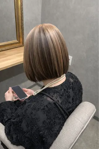 ショート カラー ミルクティー職人× HIROSEのヘアスタイル