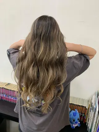 ロング カラー ヘアアレンジ きむえり/髪質改善 /うねり広がり改善のヘアスタイル