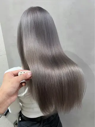 セミロング 美髪矯正 透明感 カラー⭐️ユウキのヘアスタイル