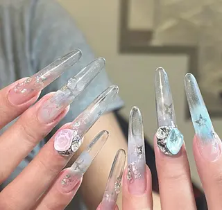 ネイル D-BEAUTY Nailsalonのネイルデザイン