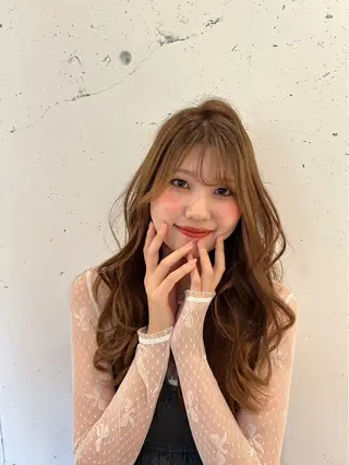 ロング FERIA桃山台🍑 𝕄𝕖𝕘𝕦のヘアスタイル