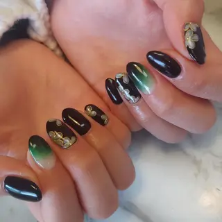 ネイル ジェヌインネイル 河内のネイルデザイン