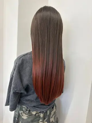 ロング カラー SHAFT Ieiriのヘアスタイル