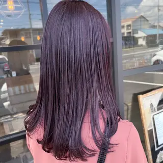 セミロング カラー 岸下 理緒のヘアスタイル