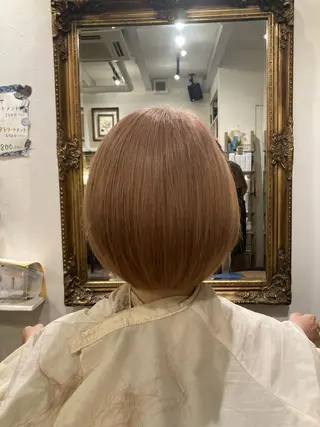 ショート 酸性ストレート✨ 艶カラー✨谷口倭子のヘアスタイル