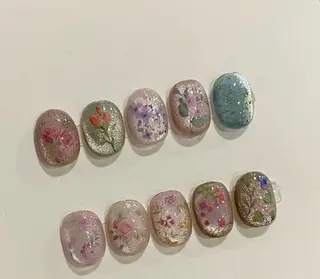 ネイル ToliyDeliy Nail Salonのネイルデザイン