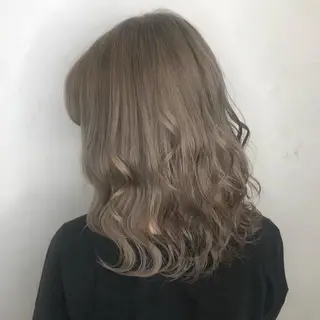 セミロング ダブルカラー/艶髪 🪽minoriのヘアスタイル