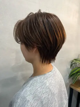 ショート カラー ルプラボウ 尾関　唯那のヘアスタイル