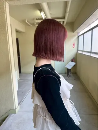 ショート カラー オリーブカラー/ レイヤー/ ローレンのヘアスタイル