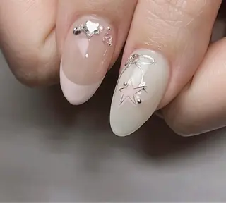 ネイル ネイリスト ハンのネイルデザイン