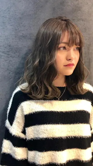 セミロング カラー パーマ ヘアアレンジ メンズ キッズ ネイル マツエク・マツパ 透明感カラー🤎 ゆりのヘアスタイル