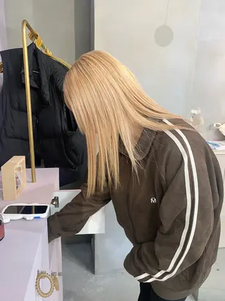 セミロング カラー 前橋 姫奈のヘアスタイル
