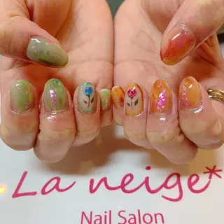 ネイル La neige* yuki 🐩🌙のネイルデザイン