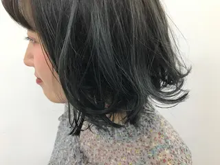 カラー pole/apartment所属・💓パーマ，💗 レイヤーカットのヘアスタイル