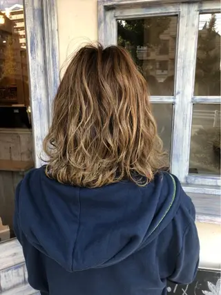 カラー 小林 あんなのヘアスタイル