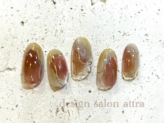 ネイル 根津 綾子のネイルデザイン
