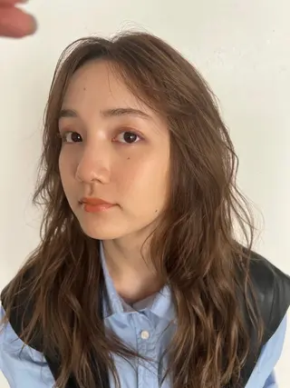 ロング カラー パーマ ヘアアレンジ メンズ キッズ ネイル マツエク・マツパ アイブロウ ウルフレイヤーカット /チヒロのヘアスタイル