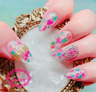 ネイル CROWN プライベートサロンのネイルデザイン