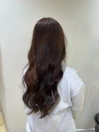 ロング カラー 最高の髪質改善🩵 艶カラー 惠美のヘアスタイル