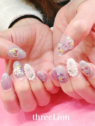 ネイル threeLion　ネイル&アイラッシュサロン所属・threeLion ネイル&アイラッシュのネイルデザイン