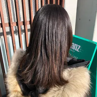 セミロング Glanz hair 坂牛匠のヘアスタイル