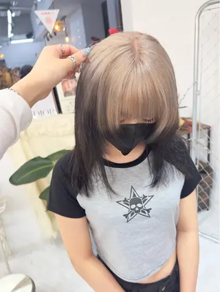 セミロング 🤍ムラ修正ブリーチ 🤍原宿/YUUのヘアスタイル