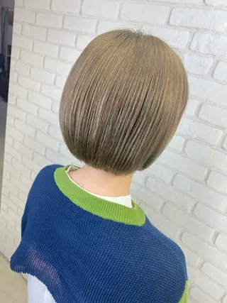 ショート カラー ブリーチカラー🫧 森　凪沙のヘアスタイル