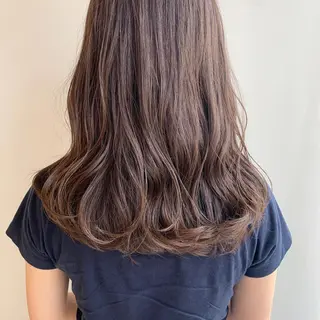 カラー 山口 莉奈のヘアスタイル