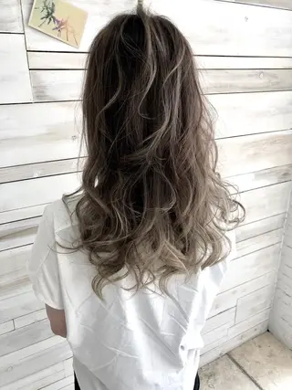 カラー 💎ブリーチ／ボブ 💎ハルのヘアスタイル