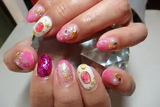 ネイル LAVISH nail salonのネイルデザイン