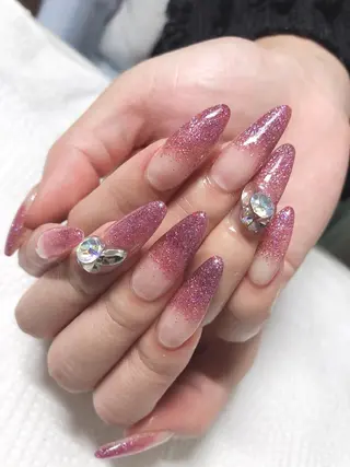 ロング ネイル 《LB》ラブリエ Nail&eyeのマツエク・マツパデザイン