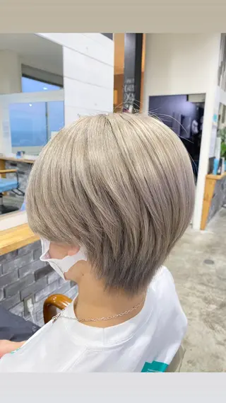 ショート カラー off the Lip park所属・高橋 翼のヘアスタイル