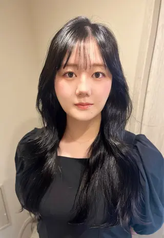 ロング カラー ヘアアレンジ りこ 11/4空きありのヘアスタイル