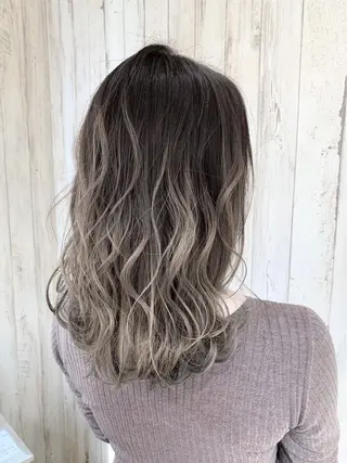 セミロング カラー 心斎橋韓国ボブ 好原良真のヘアスタイル