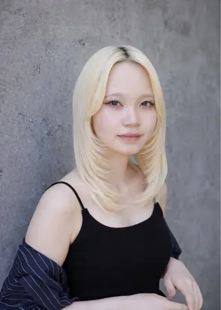 セミロング 透明感カラー🐾 Riona🎀のヘアスタイル