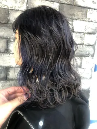 ミディアム カラー ヘアアレンジ 360°キレイな ショートカットのヘアスタイル