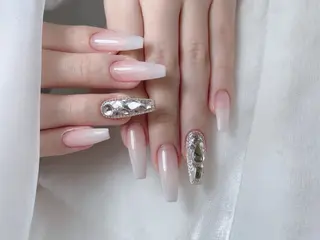 ネイル M🌷nail 長さだし専門店のネイルデザイン