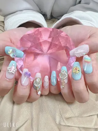 ネイル Toujours所属・山崎 美姫のネイルデザイン