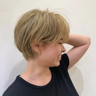 ショート 🌻おおとみはな/ レイヤー/Wカラ🌻のヘアスタイル