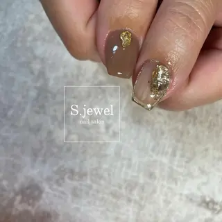 ネイル S. JEWELのネイルデザイン